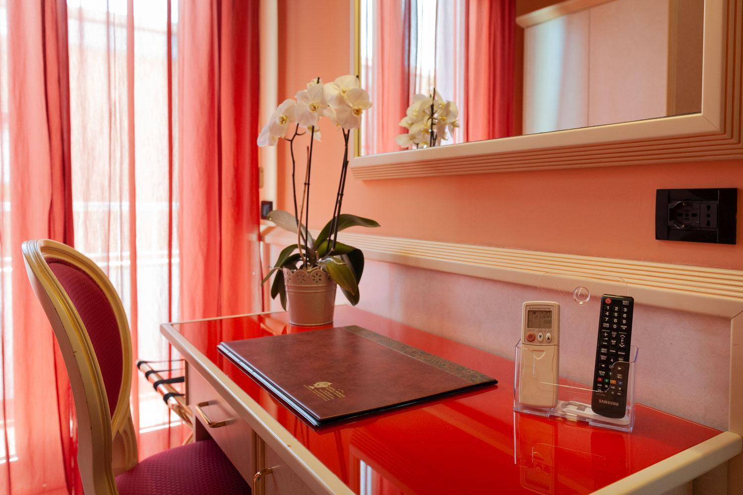 פורטו רקנאטי Hotel Mondial מראה חיצוני תמונה